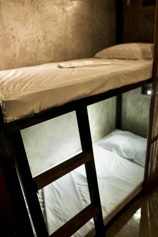 Hang Loose Hostel Хенерал Луна Екстериор снимка